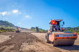 Những ca trực 'vắt ngang' Giao thừa, xuyên lễ Tết