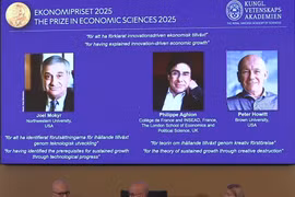 Ba nhà kinh tế giành giải Nobel 2025 nhờ lý giải tăng trưởng từ đổi mới sáng tạo