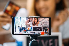 Năm 2024: Ngành bán lẻ Việt Nam chứng kiến sự bùng nổ của mô hình livestream bán hàng