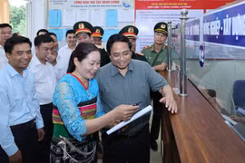 Thủ tướng kiểm tra trung tâm phục vụ hành chính công tại xã Bát Mọt, Thanh Hóa