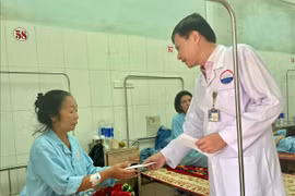 Hơn 70 bệnh nhân nghi nhiễm khuẩn vết mổ, Bệnh viện Đa khoa Quảng Trị nói gì?