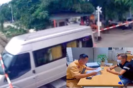 Hà Nội: Xác minh, xử lý lái xe khách vượt đường ngang nguy hiểm