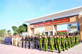 Công an Quảng Ninh đồng loạt ra quân trấn áp tội phạm, đảm bảo an ninh Đại hội Đảng các cấp