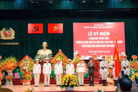 Trường Cao đẳng CSND I nhận Huân chương Quân công hạng Nhì