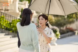 'Nụ hôn bạc tỷ' của Thu Trang bất ngờ tăng tốc