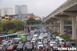 Hà Nội: Xử lý được 2/37 điểm ùn tắc giao thông trong quý 1