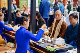 Huế khai mở lễ hội trà quốc tế đầu tiên, kết nối nghệ nhân năm châu