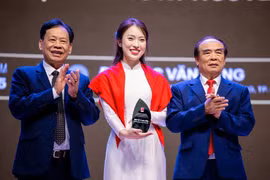 Dấu ấn bản sắc Việt tại Lễ trao giải VCEP Awards 2025