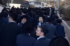 Hàng chục nghìn người biểu tình phản đối nghĩa vụ quân sự ở Israel