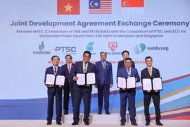 Việt Nam thỏa thuận xuất khẩu điện sạch sang Malaysia và Singapore