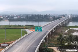 Sửa chữa đường địa phương hư hỏng khi thi công cao tốc Bắc - Nam