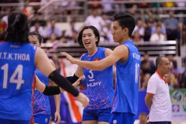 Thắng ngược Thái Lan, tuyển bóng chuyền nữ Việt Nam vô địch chặng 2 SEA V.League 2025