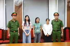 Khám xét nơi ở của Hoa hậu Thùy Tiên