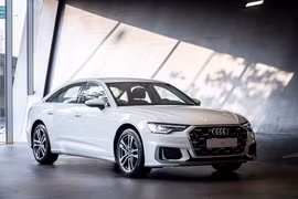 Xe sang Audi đồng loạt giảm giá hàng trăm triệu đồng