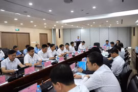 TKV và Điện lực Quảng Ninh phối hợp quản lý vận hành hệ thống cung cấp điện phục vụ sản xuất, ứng cứu sự cố, phòng chống mưa bão năm 2025