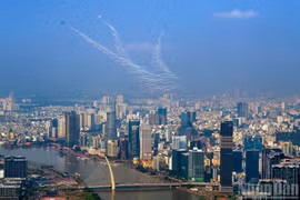 Chiêm ngưỡng Việt Nam đổi mới qua những khung hình