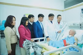 PGS. TS Đào Xuân Cơ, Giám đốc Bệnh viện Bạch Mai: Để y học Việt Nam vươn tầm quốc tế, cần thực hiện đồng bộ nhiều giải pháp