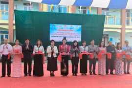 Hội Nhà báo TP Hà Nội khánh thành nhà ở mới cho học sinh bán trú Trường THCS Chiềng Đông, Điện Biên