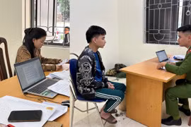 Hai anh em ruột lừa đảo bằng hình thức cho vay tiền qua mạng