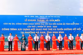 Ninh Bình: Khánh thành và gắn biển công trình xây dựng giao thông trọng điểm gần 1.400 tỷ đồng