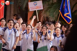 Giám đốc Sở Giáo dục TP HCM: Giáo viên tuyệt đối không được dạy thêm học trò của mình