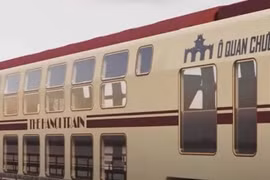 Hà Nội sắp ra mắt đoàn tàu du lịch hai tầng