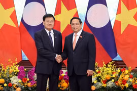 Việt Nam luôn dành ưu tiên cao nhất cho mối quan hệ đặc biệt 'có một không hai' với Lào
