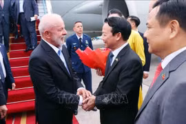 Tổng thống Brazil Luiz Inácio Lula da Silva bắt đầu thăm cấp Nhà nước tới Việt Nam