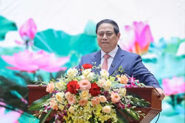 Dứt khoát không để bị động, bất ngờ về chiến lược, quân sự, quốc phòng