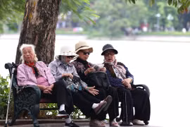 Không khí lạnh liên tục tăng cường, miền Bắc và Bắc Trung Bộ chuyển rét