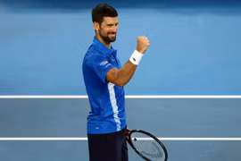 Ngược dòng thắng Carlos Alcaraz, Novak Djokovic vào bán kết Australian Open