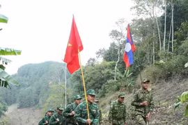 Sơn La – Hủa Phăn tuần tra song phương bảo vệ vững chắc biên giới Việt Nam – Lào