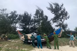 Thành phố Huế: Huy động toàn bộ lực lượng để ứng phó với bão số 12