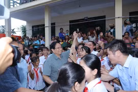 Thủ tướng Chính phủ Phạm Minh Chính dự lễ khởi công Trường nội trú liên cấp Tiểu học và THCS Bát Mọt