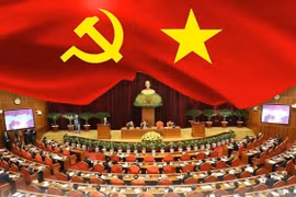 Bộ Chính trị yêu cầu hoàn thiện tổ chức đảng, nâng cao chất lượng hoạt động cơ sở, hoàn thành đại hội chi bộ trong tháng 7