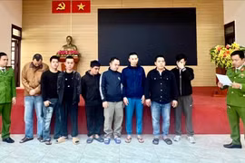 Đánh sập đường dây cá độ bóng đá với số tiền hàng trăm tỷ đồng