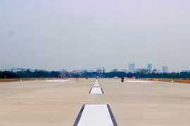 Đưa vào khai thác trở lại cảng hàng không Vinh