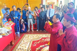 Lễ hội Yến sào Khánh Hòa tri ân công đức các bậc tiền hiền
