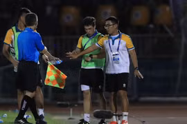 Hà Nội FC gửi kiến nghị VFF về công tác trọng tài ở trận gặp SLNA