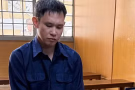 Dùng dao để giải quyết 'tiếng ồn' gây ra từ nhà hàng xóm