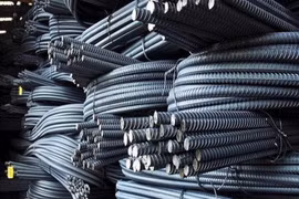 Giá thép hôm nay 26/12: Doanh nghiệp trong nước tăng đến 510 đồng/kg