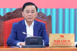 Bộ Chính trị yêu cầu hoàn tất sắp xếp cấp xã trước 15/7, cấp tỉnh trước 15/8/2025: Nghiêm cấm can thiệp khi sắp xếp nhân sự