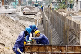 Thủ tướng phê bình 30 Bộ, cơ quan trung ương và 27 địa phương chậm giải ngân vốn đầu tư công