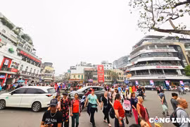 Hà Nội: Tổ chức lại giao thông trong thời gian phá dỡ tòa nhà Hàm cá mập