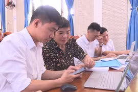 Đồng bào các dân tộc ở Tuyên Quang ứng dụng công nghệ số để làm giàu