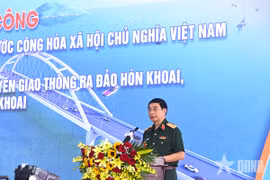 Bộ Quốc phòng khởi công các công trình giao thông trọng điểm tại Cà Mau
