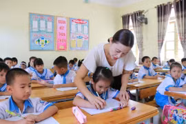 Khắc phục tình trạng thiếu giáo viên, bảo đảm dạy học 2 buổi/ngày
