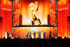 VinFast giành “bộ tứ” giải thưởng danh giá tại Vạn Xuân Awards 2025