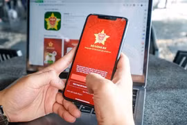 VNeID thay giấy tờ gốc: Thủ tướng chỉ đạo chấm dứt yêu cầu bản chính, bản sao
