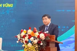 Đẩy sản lượng nông nghiệp lên cao mà không tính tới đầu ra, lợi nhuận thì người dân khó giàu lên